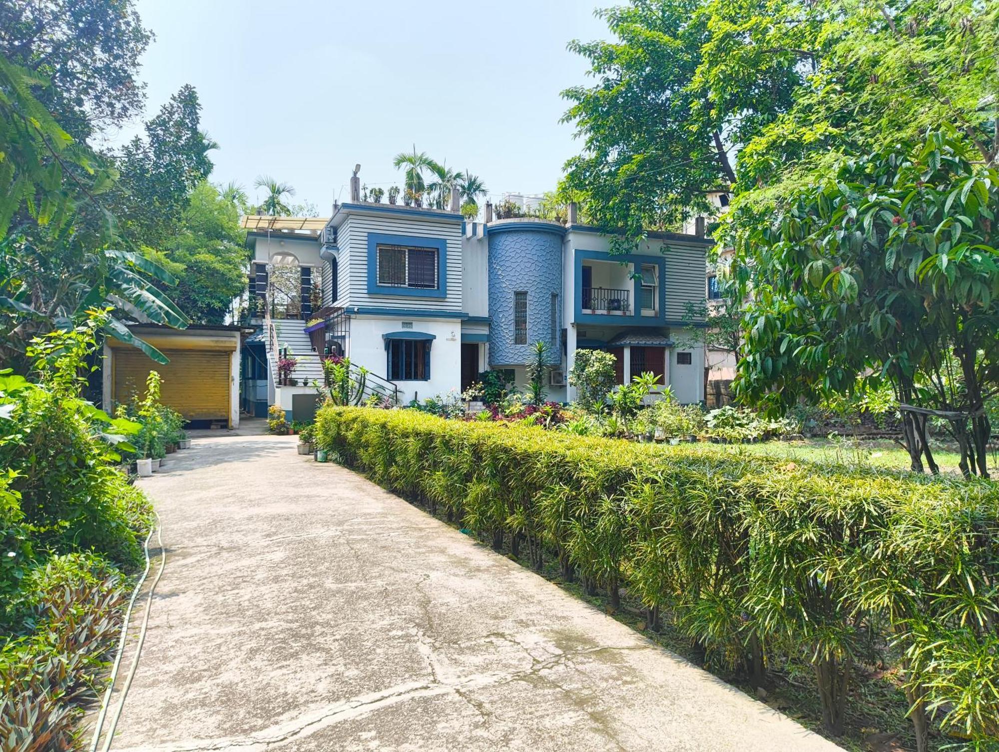 Anjali Homestay - 10 Mins From Airport สิริกุรี ภายนอก รูปภาพ